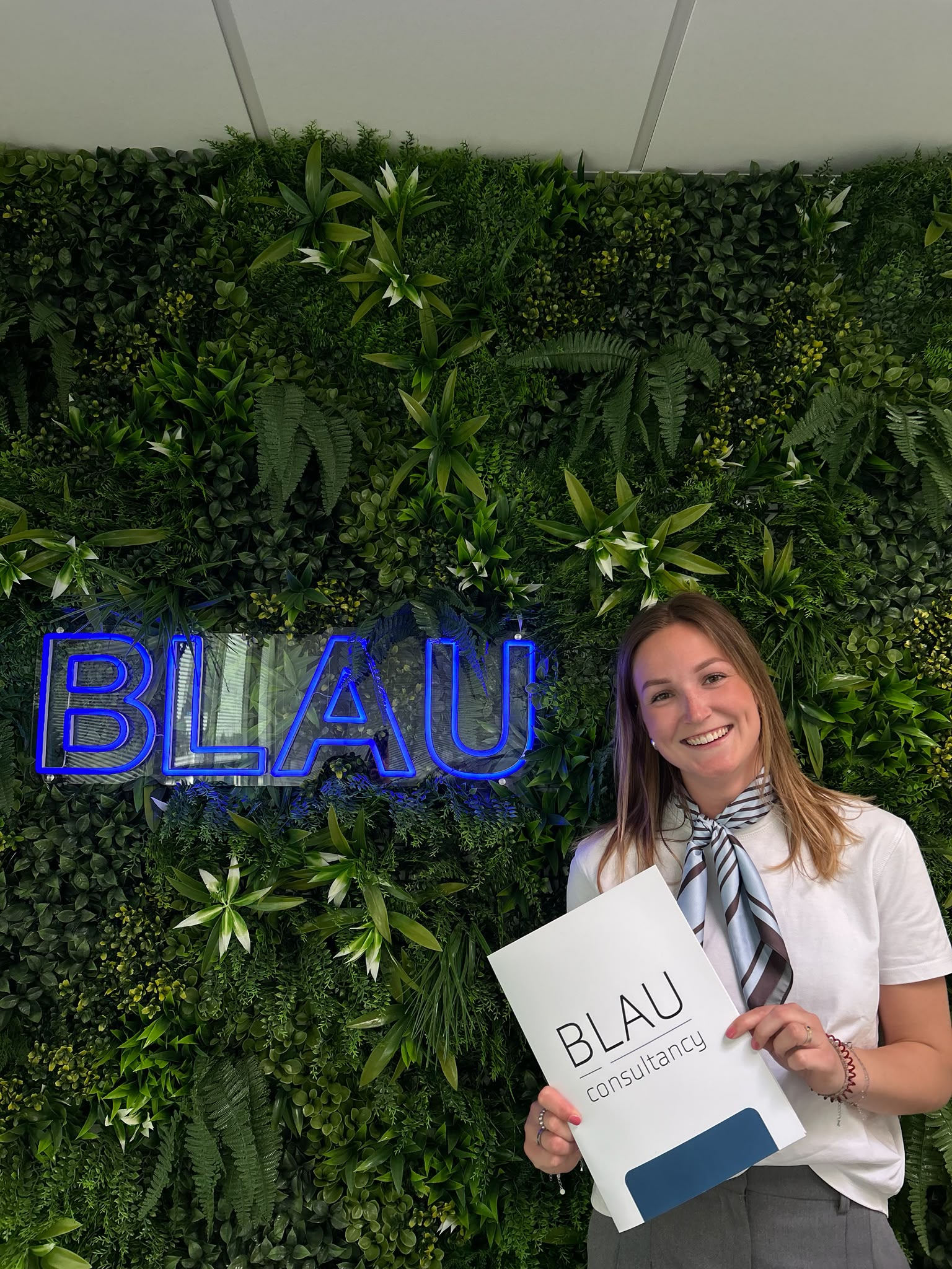 Mijn naam is Robien van der Vlist en inmiddels werk ik een aantal maanden als business consultant bij BLAU.